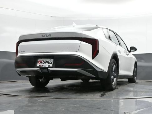 Used 2025 Kia K4 FWD image 40