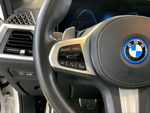 Used 2024 BMW X5 xDrive50e w/ Executive Package AWD/4WD image 23