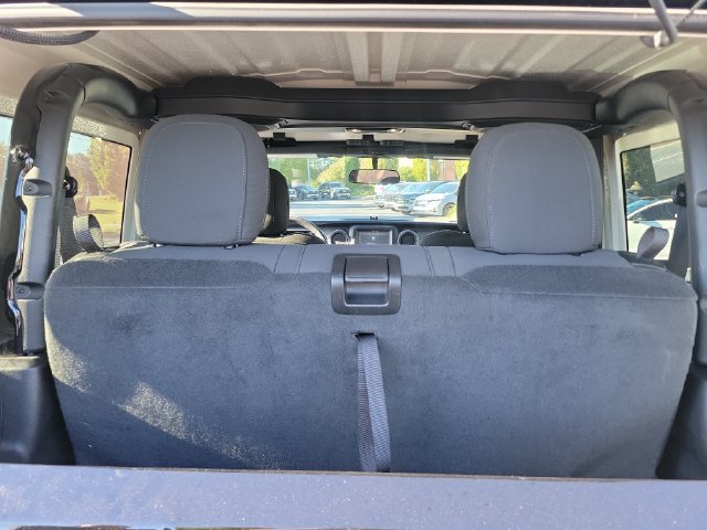 Used 2022 Jeep Wrangler Sport AWD/4WD image 31