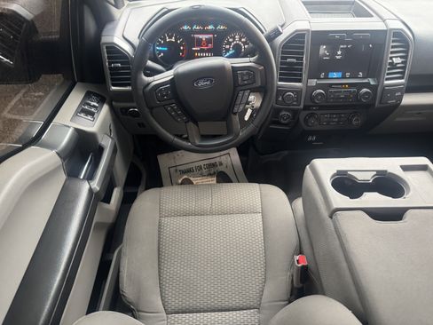 Used 2016 Ford F150 XLT w/ Equipment Group 302A Luxury AWD/4WD image 16