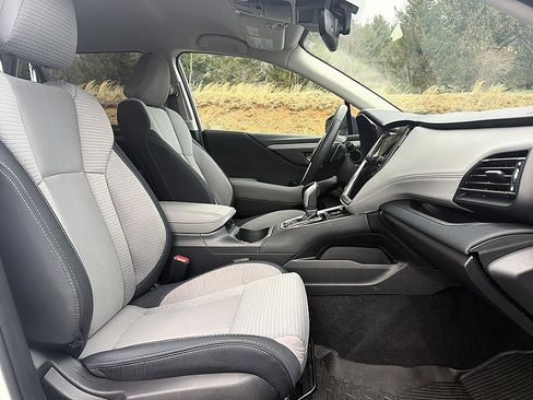 Used 2025 Subaru Outback Premium w/ Popular Package #1 image 19