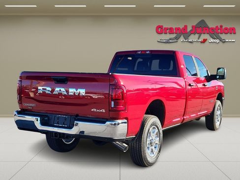 New 2026 RAM 2500 Big Horn AWD/4WD image 5