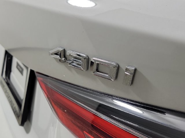 Used 2024 BMW 430i Coupe w/ M Sport Package RWD image 6