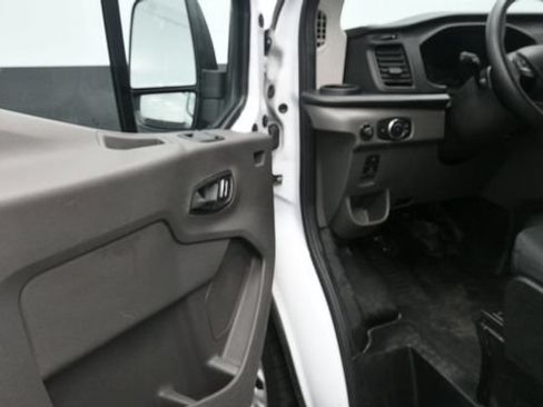 Used 2025 Ford Transit 250 Low Roof w/ Exterior Upgrade Package RWD image 20