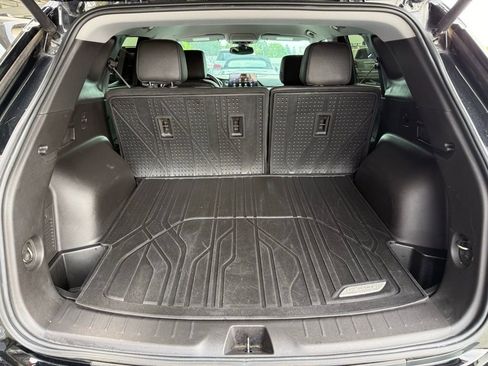 Used 2024 Chevrolet Blazer LT image 17