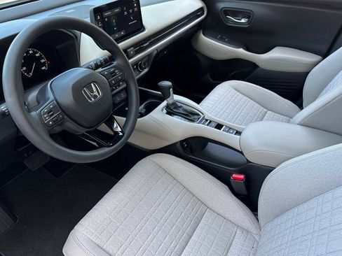 New 2026 Honda HR-V LX image 4