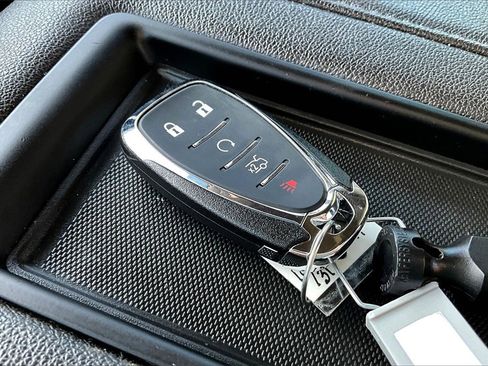 Used 2022 Chevrolet Silverado 1500 LT Trail Boss w/ Bed Protection Package image 11