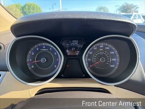 Used 2012 Hyundai Elantra Limited FWD image 32