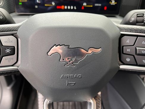 Used 2024 Ford Mustang Coupe image 15