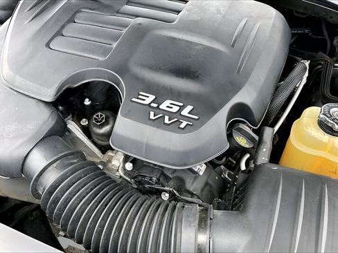 Certified 2022 Dodge Charger SXT w/ Leather Interior Group RWD image 31