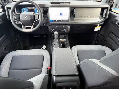 New 2026 Ford Bronco Big Bend image 6