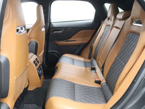Used 2020 Jaguar F-PACE SVR AWD/4WD image 14