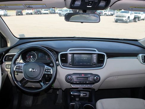 Used 2020 Kia Sorento LX w/ LX I4 Convenience Package FWD image 9