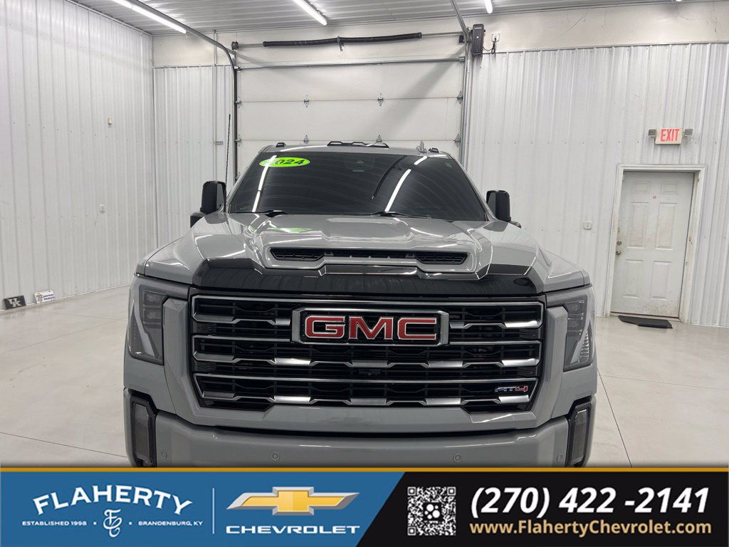 Used 2024 GMC Sierra 3500 AT4 w/ AT4 Premium Plus Package AWD/4WD image 7