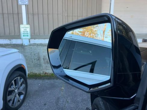 Used 2021 Cadillac Escalade ESV Sport w/ Driver Assist Tech Package image 13