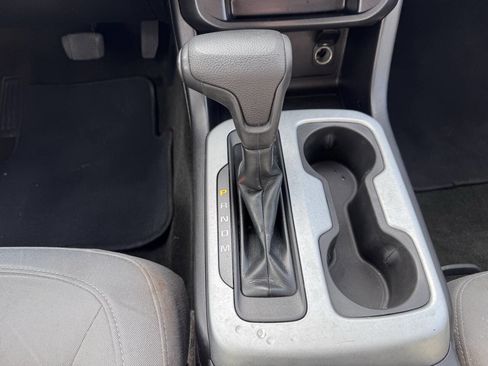 Used 2016 Chevrolet Colorado LT w/ LT Convenience Package RWD image 22