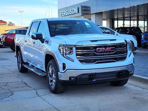 New 2026 GMC Sierra 1500 SLT w/ SLT Premium Plus Package AWD/4WD image 2