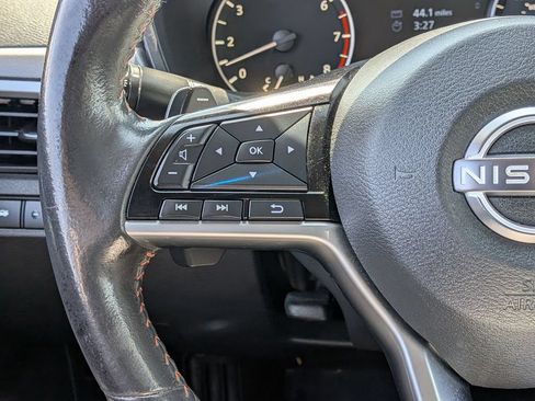 Used 2023 Nissan Altima 2.5 SR FWD image 31