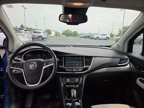 Used 2018 Buick Encore Preferred AWD/4WD image 5