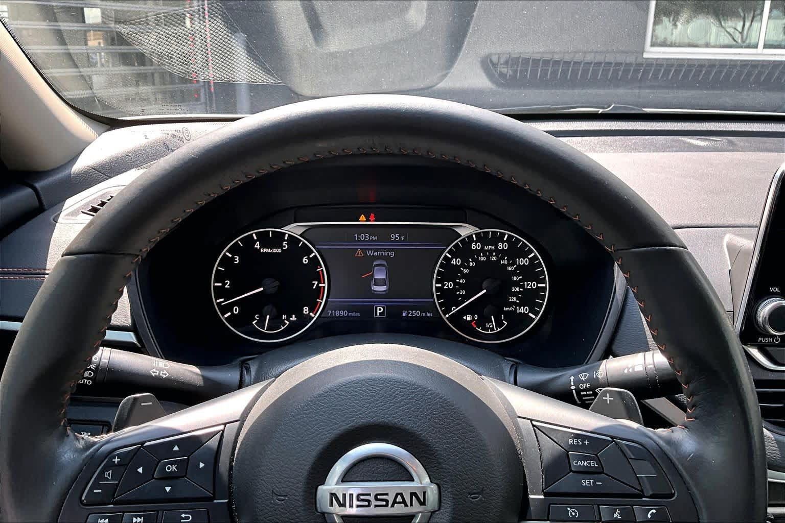Certified 2022 Nissan Altima 2.5 SR FWD image 26
