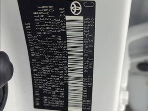 Certified 2025 Toyota Corolla LE FWD image 26