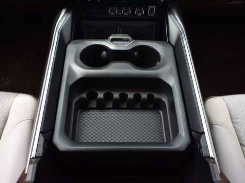 New 2026 RAM 1500 Laramie w/ Advanced Safety Group II AWD/4WD image 45