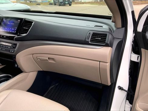 Used 2023 Honda Ridgeline RTL image 19