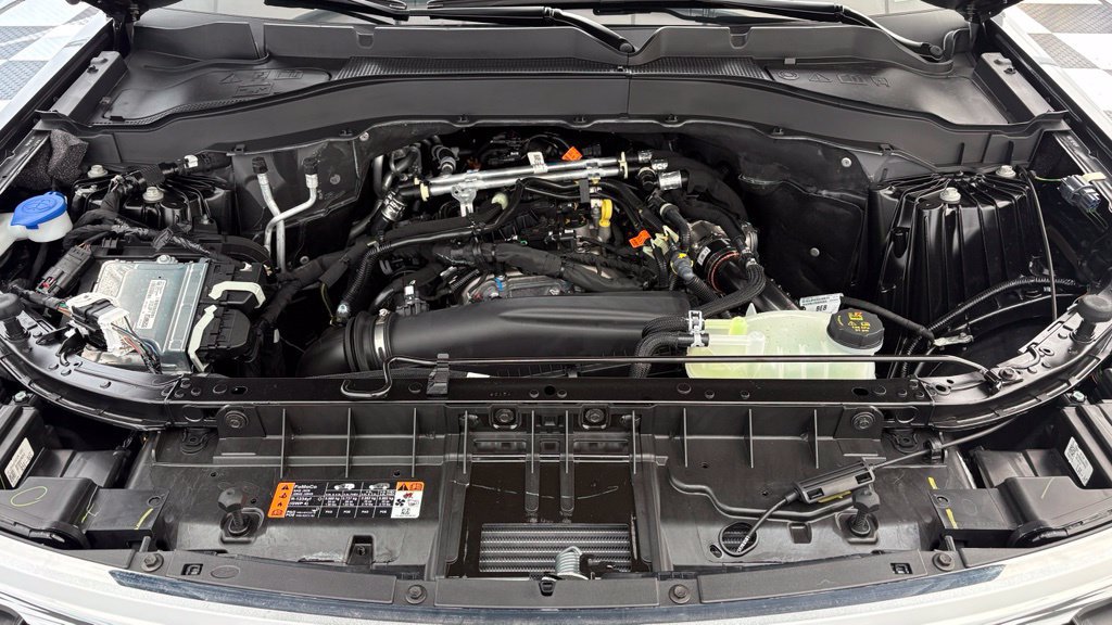 New 2026 Ford Explorer Active AWD/4WD image 10
