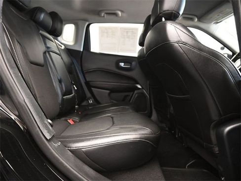 Used 2018 Jeep Compass Altitude image 33