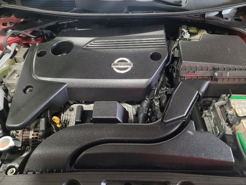 Used 2015 Nissan Altima 2.5 S w/ Power Driver Seat Package FWD image 30