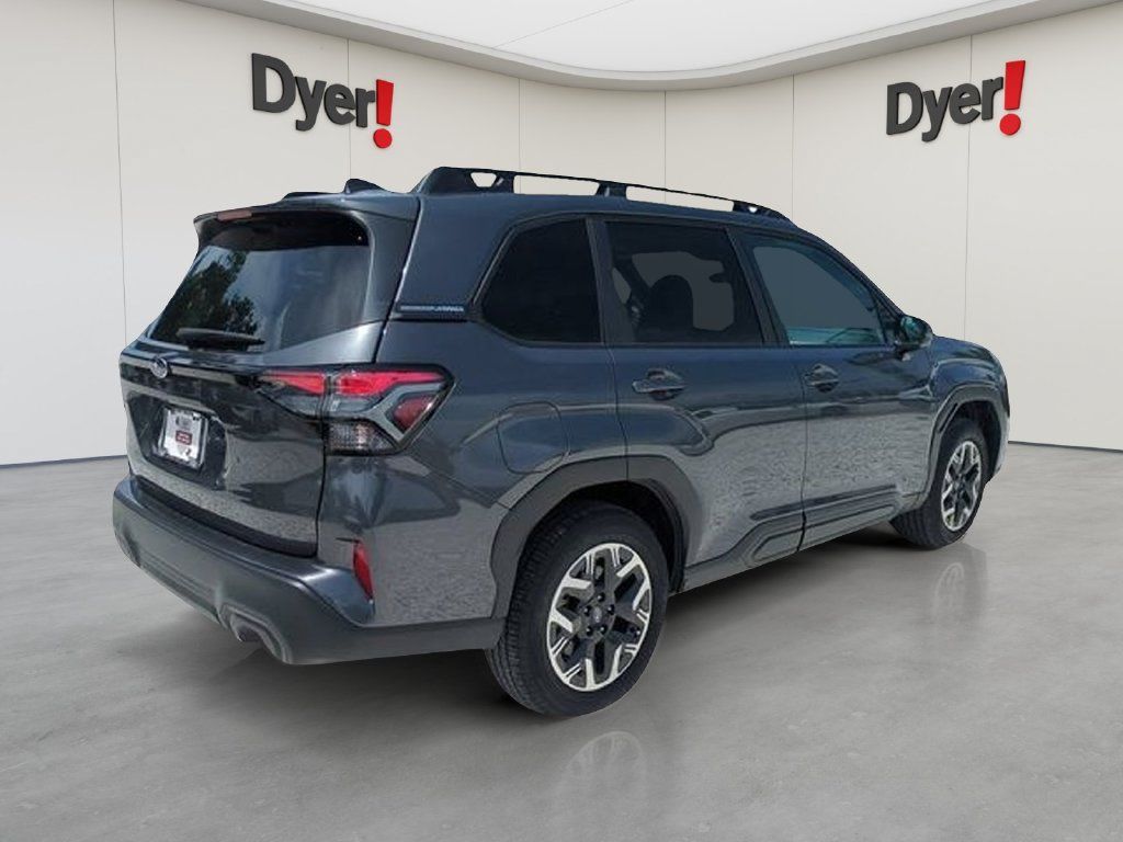 Used 2026 Subaru Forester Premium AWD/4WD image 3