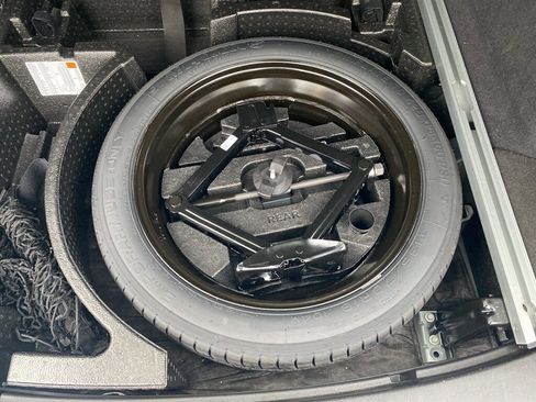 Used 2025 Cadillac XT5 Premium Luxury image 18