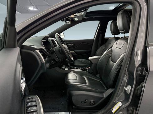 Used 2019 Jeep Cherokee High Altitude AWD/4WD image 5