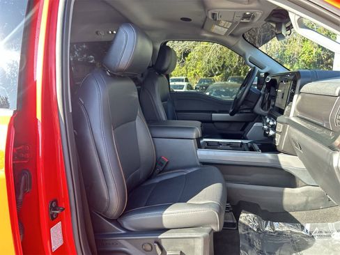 Used 2025 Ford F250 Lariat w/ Lariat Ultimate Package image 14