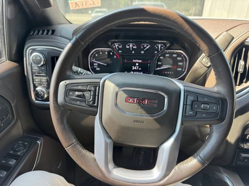 Used 2021 GMC Sierra 1500 SLT w/ SLT Premium Plus Package AWD/4WD image 19