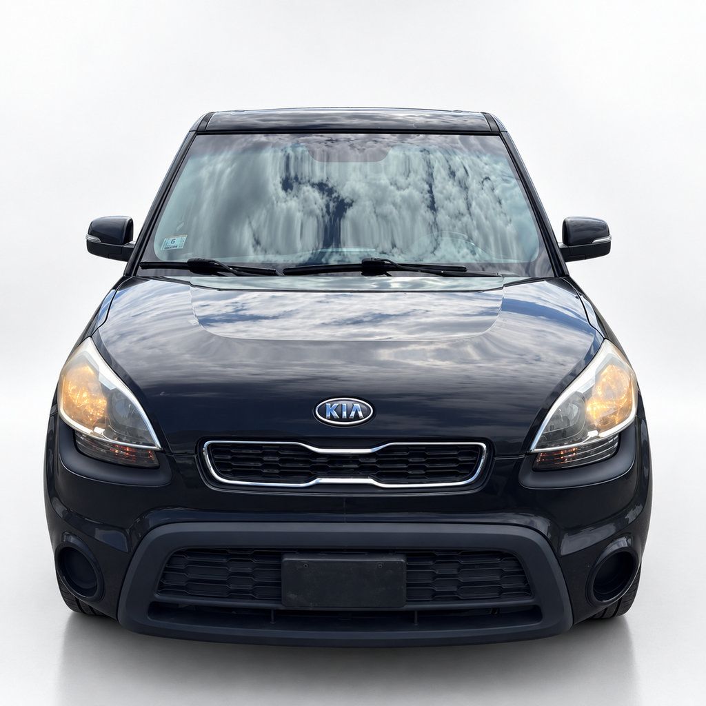 Used 2012 Kia Soul + FWD image 18