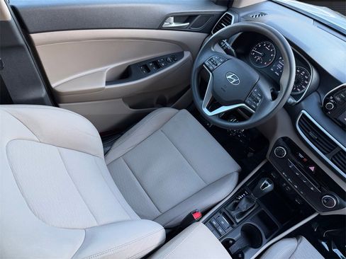 Used 2019 Hyundai Tucson SE w/ Cargo Package image 15