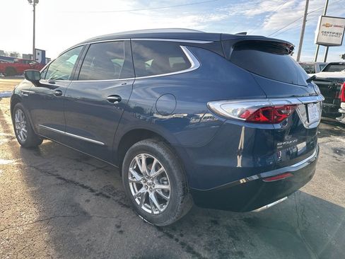 Used 2023 Buick Enclave Premium w/ Experience Buick Package image 5