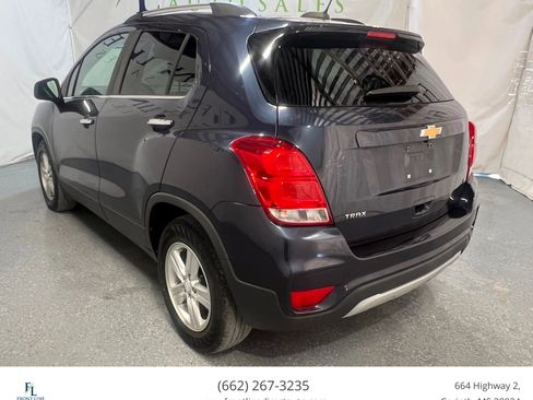 Used 2019 Chevrolet Trax LT w/ LT Convenience Package image 5