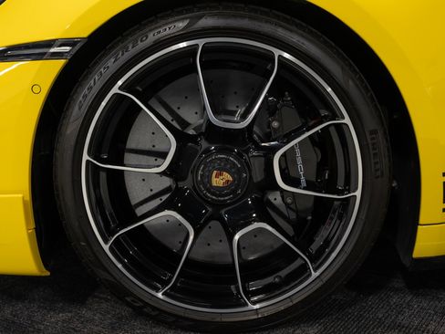 Used 2022 Porsche 911 Turbo S image 30