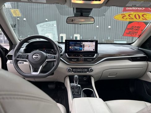 Certified 2025 Nissan Altima 2.5 SL FWD image 25