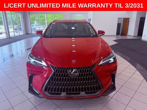 Certified 2025 Lexus NX 250 FWD w/ Towing Package (2000 Lbs) image 2
