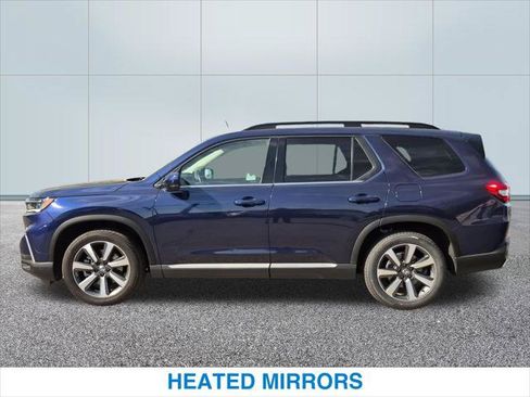 Certified 2025 Honda Pilot Touring image 10