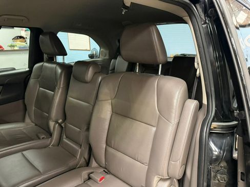 Used 2016 Honda Odyssey Touring Elite image 20