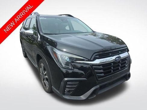 Used 2023 Subaru Ascent Limited w/ Technology Package image 1