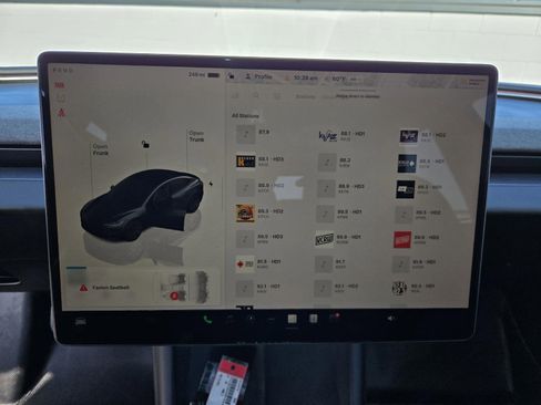 Used 2024 Tesla Model 3 Long Range image 11