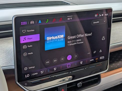 Used 2025 Volkswagen ID. Buzz Pro S Plus RWD image 34