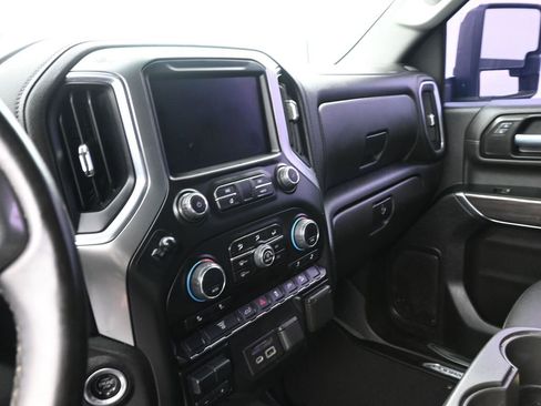 Used 2023 Chevrolet Silverado 2500 LTZ w/ Gooseneck/5TH Wheel Package image 28