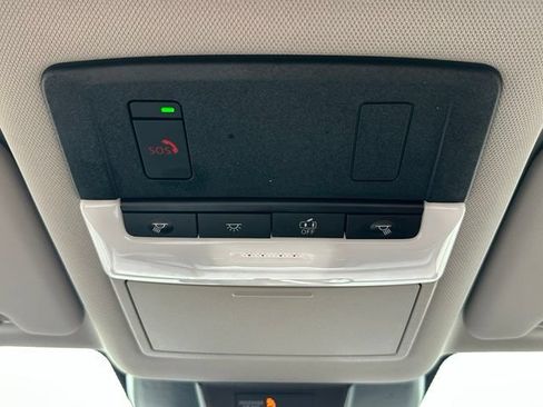 Certified 2023 Nissan Rogue SV AWD/4WD image 32