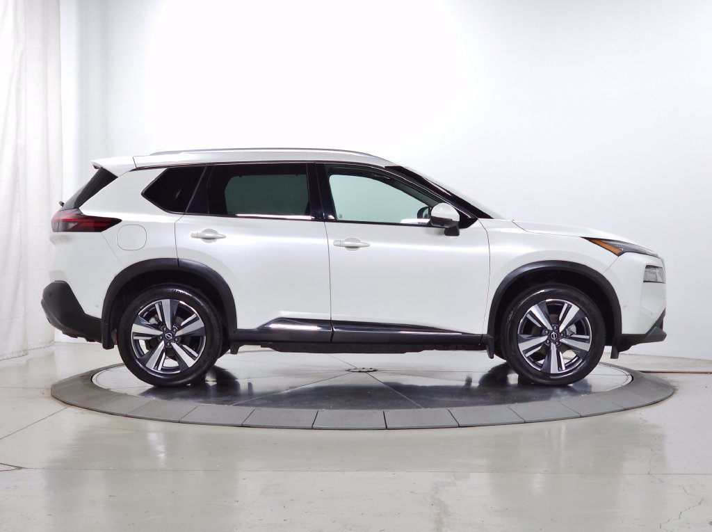 Used 2023 Nissan Rogue SL w/ SL Premium Package AWD/4WD image 9